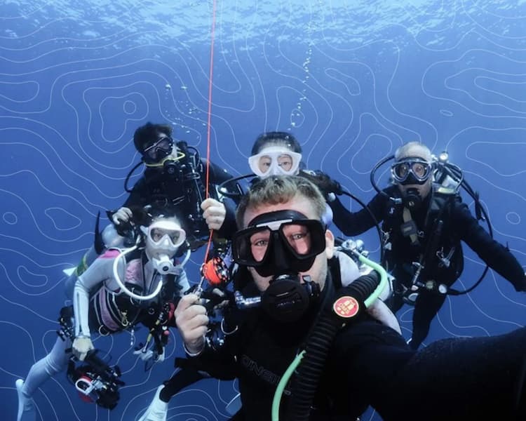 Enjoy PADI diving course in one of the best place to do it in the world - © DUNE Mexico